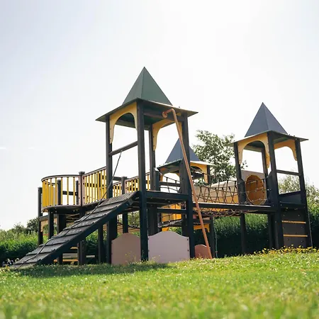 Resort Land & Zee Scharendijke Exterior photo