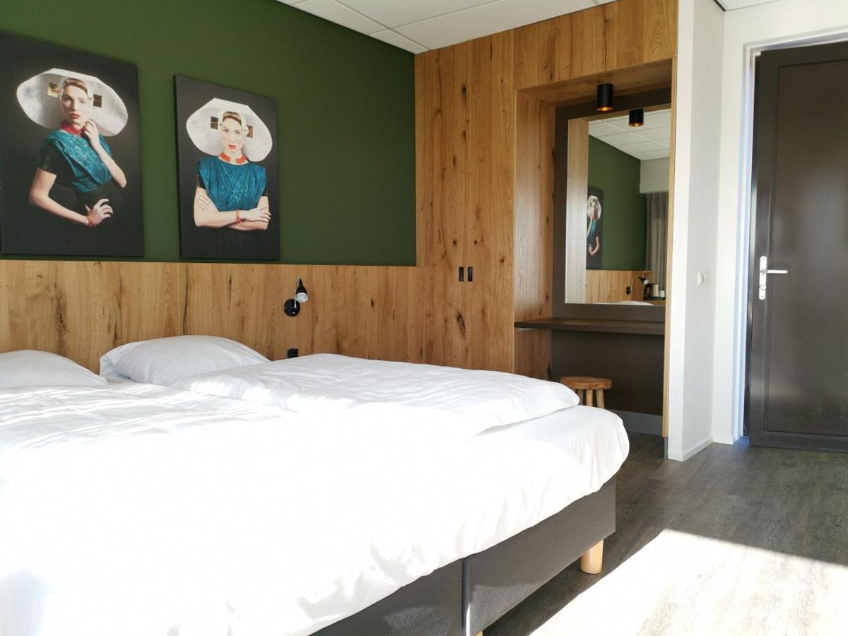 Hotel Land&zee 3*