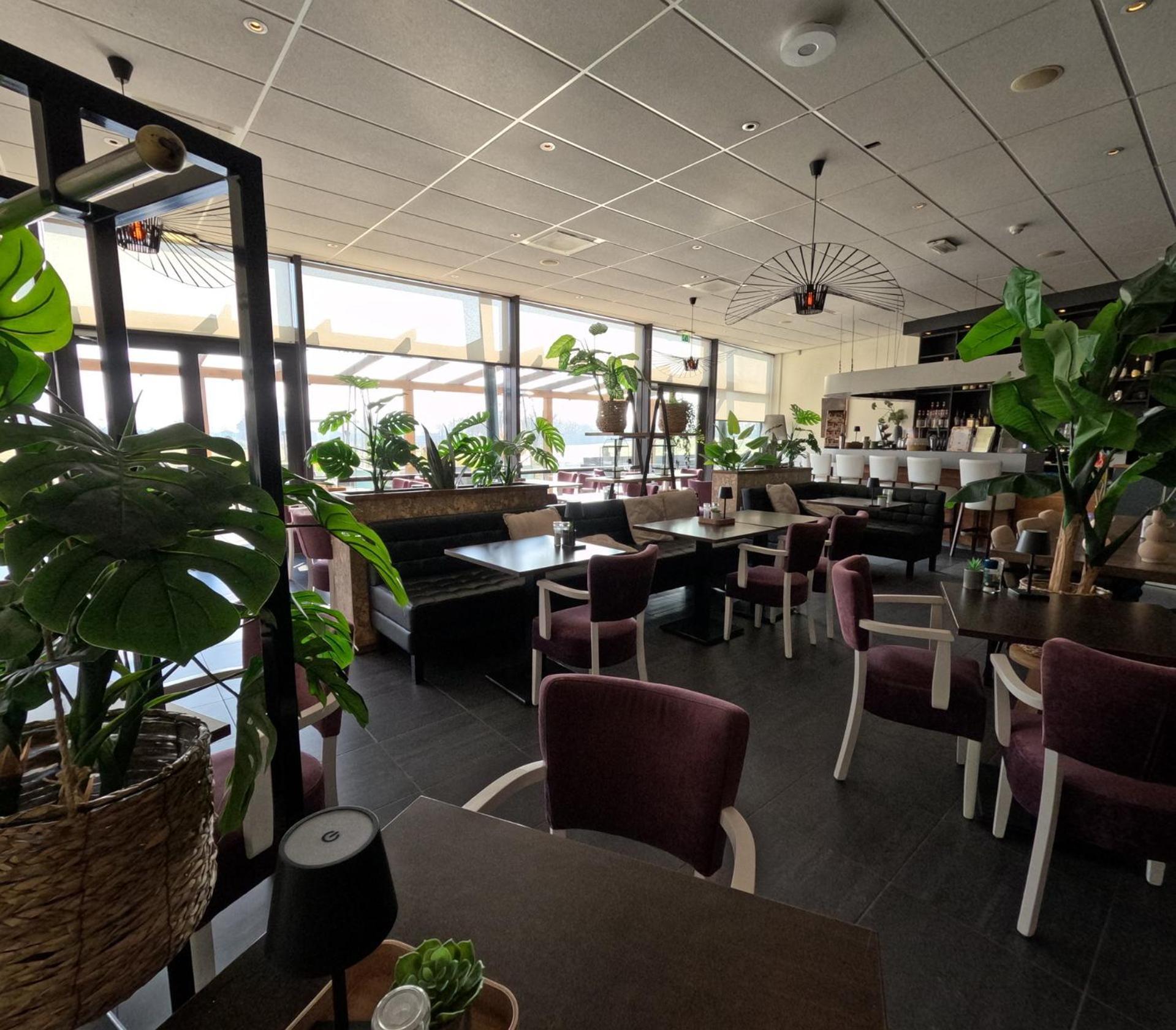 Hotel Land&zee 3*